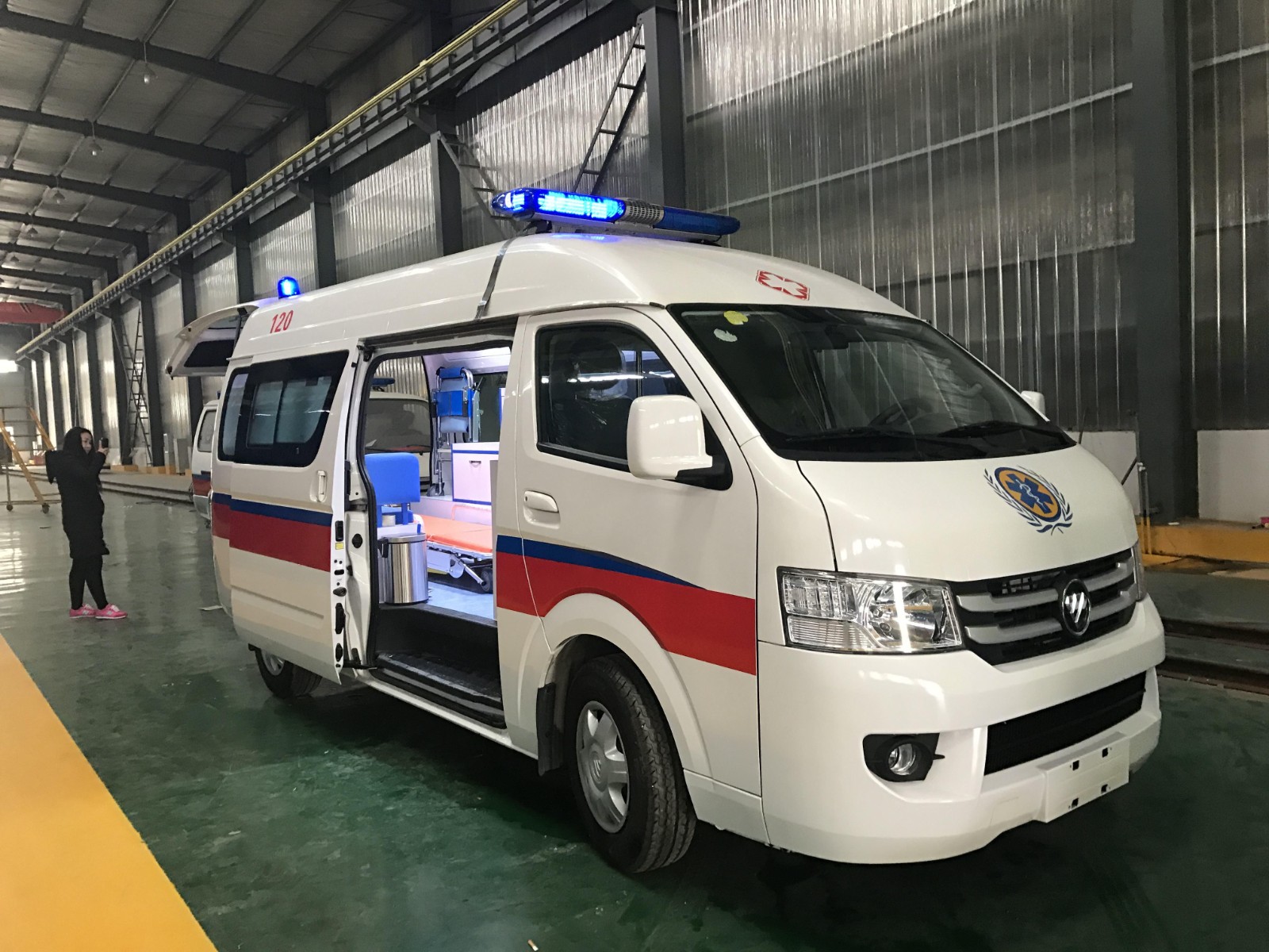 雅江县救护车转院
