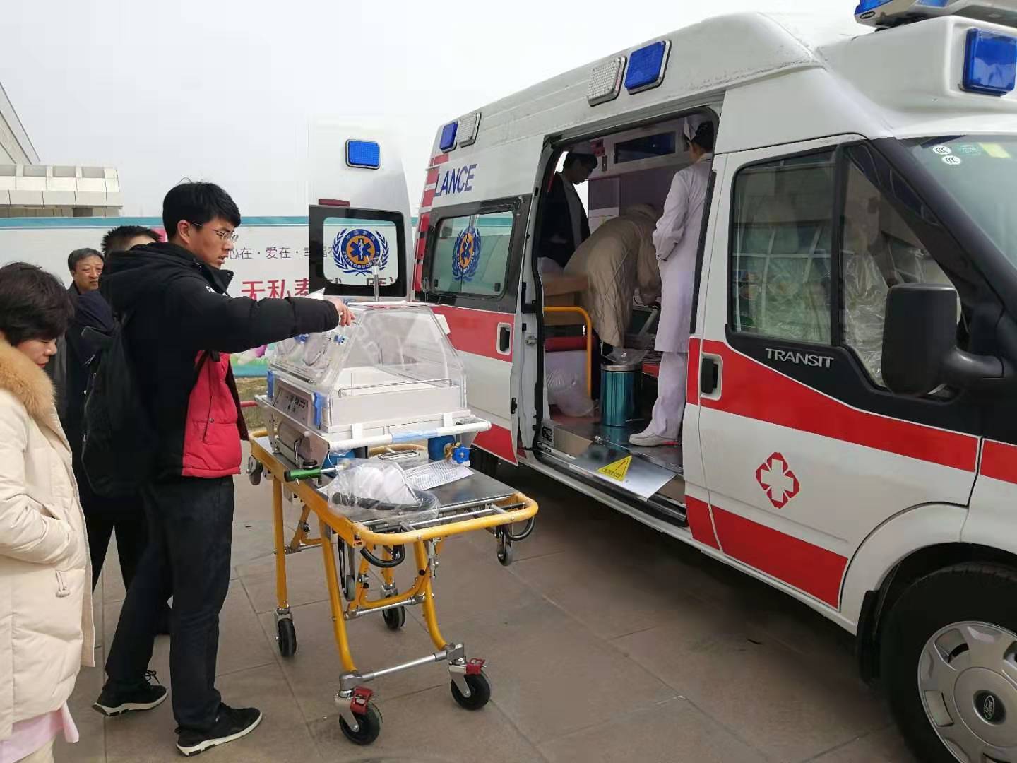 雅江县救护车转院